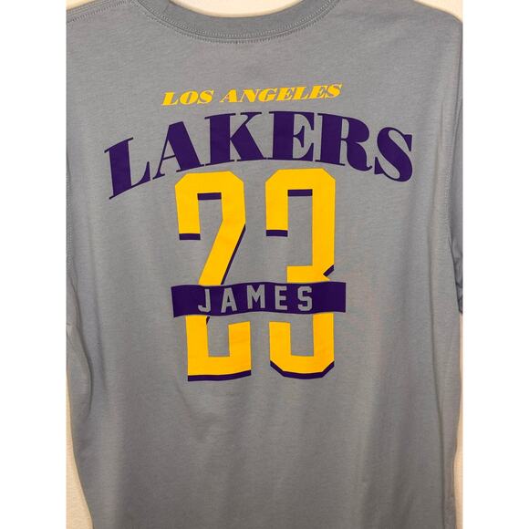 NBA LA Lakers Lebron James Men’s Gray short sleeve Crew Neck T-Shirt size Large - Picture 3 of 8